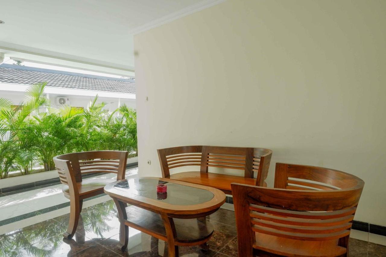 Urbanview Hotel Syariah Casa Azmya Yogyakarta By Reddoorz Kejayan Exterior photo