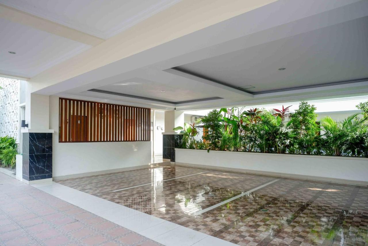 Urbanview Hotel Syariah Casa Azmya Yogyakarta By Reddoorz Kejayan Exterior photo