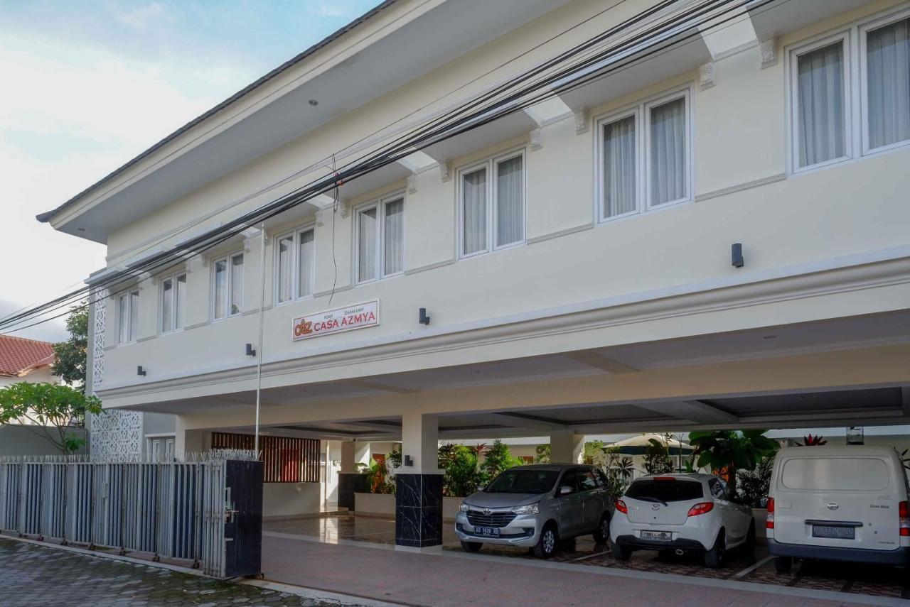 Urbanview Hotel Syariah Casa Azmya Yogyakarta By Reddoorz Kejayan Exterior photo